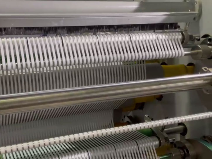 從客戶評(píng)價(jià)出發(fā):高口碑修正帶分切機(jī)在可靠性與便捷性上的共同特質(zhì)