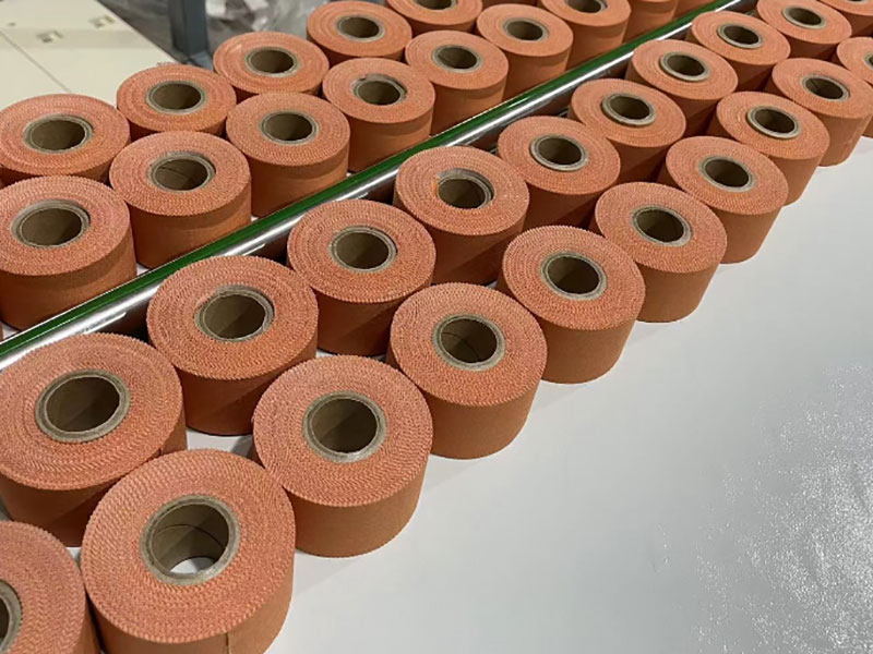 运动胶带分切机:定义行业精度与速度的新标杆